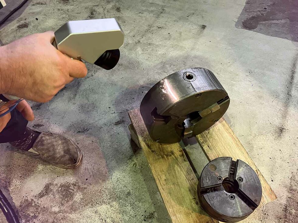 Metal laser cleaning