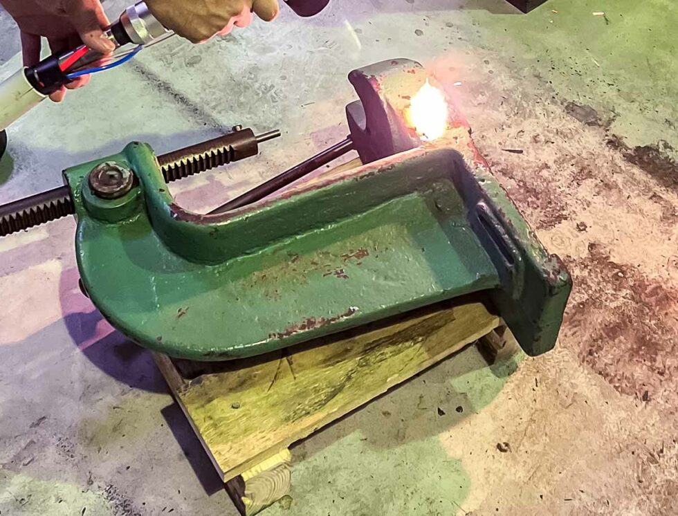 Metal laser cleaning