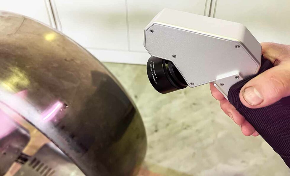 Metal laser cleaning